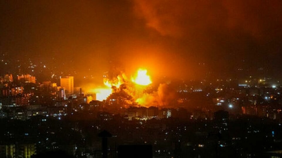 Israel skal fortsette med målrettede angrep mot Hizbollah framover og sier de er forberedt på motangrep etter angrepene fredag og lørdag. Foto: Hassan Ammar / AP / NTB