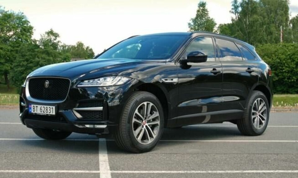 Jaguar F-Pace er en bil mange har lyst på og de aller, aller fleste kjøper den med automatgir. Jaguar F-Pace er en bil mange har lyst på og de aller, aller fleste kjøper den med automatgir.
