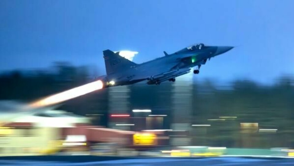Sverige foreslår å sende Jas Gripen-jagerfly for å bidra til Natos arbeid i Polen i vår og sommer.