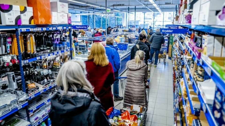 Rema 1000 på Bekkestua opplever stor pågang i forbindelse med coronaviruset.