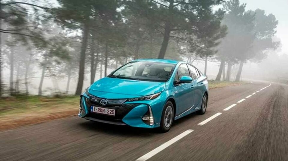 Toyota Prius ladbar hybrid er best i klassen når det gjelder miljøgevinst, mener bilekspert Benny Christensen.