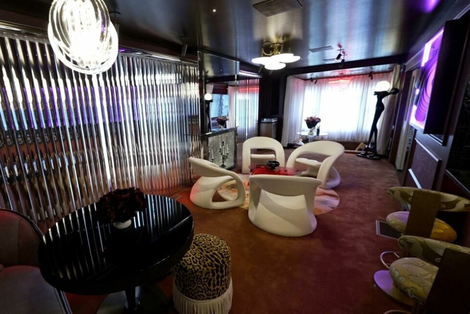 Hvis du drømmer om å gå i fotsporene til det avdøde musikkikonet Prince, har du nå sjansen. Huset fra «Purple Rain» ligger ute på Airbnb, og kan leies for litt over 70 kroner natten. Hvis du drømmer om å gå i fotsporene til det avdøde musikkikonet Prince, har du nå sjansen. Huset fra «Purple Rain» ligger ute på Airbnb, og kan leies for litt over 70 kroner natten. Foto: Mark Vancleave / AP Photo / NTB