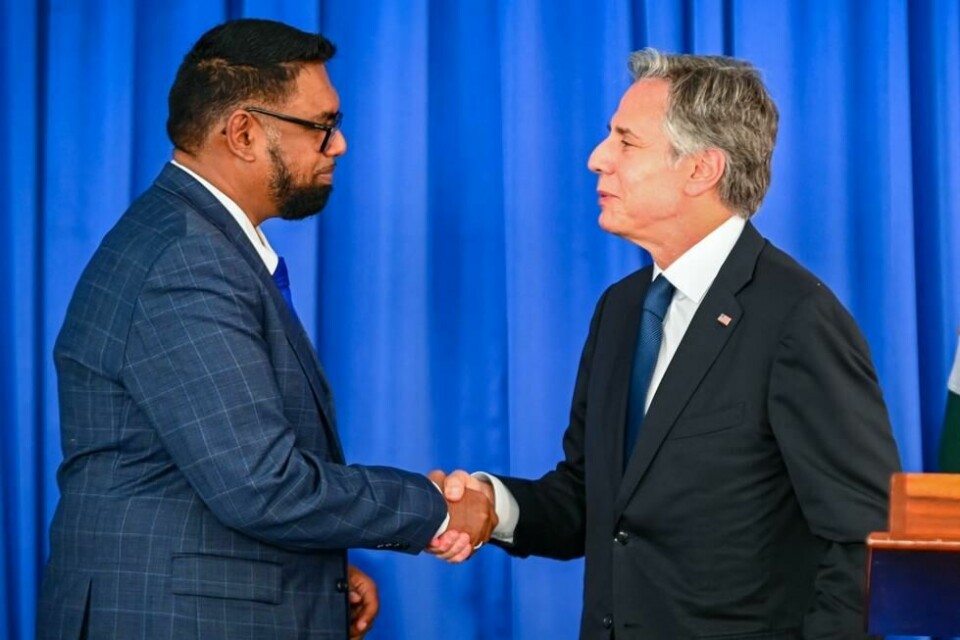 Guyanas president Irfaan Ali og USAs utenriksminister Antony Blinken møttes i hovedstaden i Guyana, Georgetown, tidligere i år. Guyanas president Irfaan Ali og USAs utenriksminister Antony Blinken møttes i hovedstaden i Guyana, Georgetown, tidligere i år. Foto: Keno George / AFP