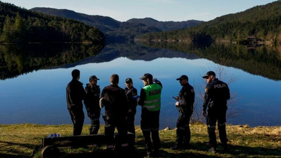 Fredag er det planlagt heving av småflyet som gikk ned i Vinddalsvatnet utenfor Bergen denne uken.