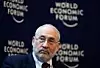 – Dagens klimautfordringer er å regne som 3. verdenskrig, mener Joseph E. Stiglitz, professor ved Columbia-universitetet i New York og Nobelprisvinner i økonomi. Foto: Christian Hartmann / Reuters / NTB scanpix Foto: NTB scanpix