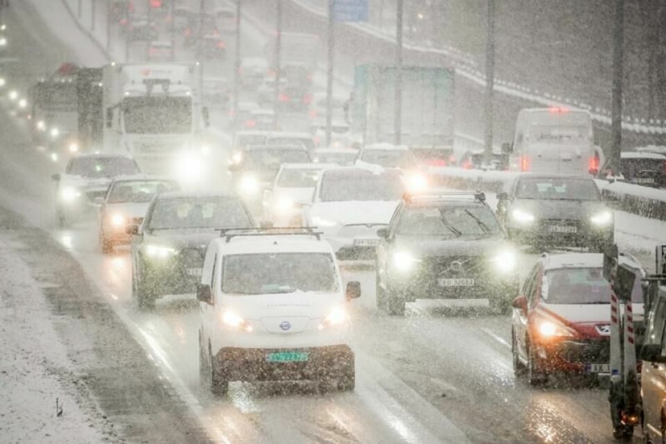 Antallet skademeldinger fra trafikken økte betydelig i forbindelse med snøværet tirsdag, ifølge tall fra forsikringsselskapet Gjensidige.