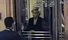 Diana, Prinsesse av Wales, ankommer Hotel Ritz lørdag 30. august 1997. Noen få timer senere forlot hun hotellet med kjæresten Dodi Fayed. Foto: AP Photo/APTV