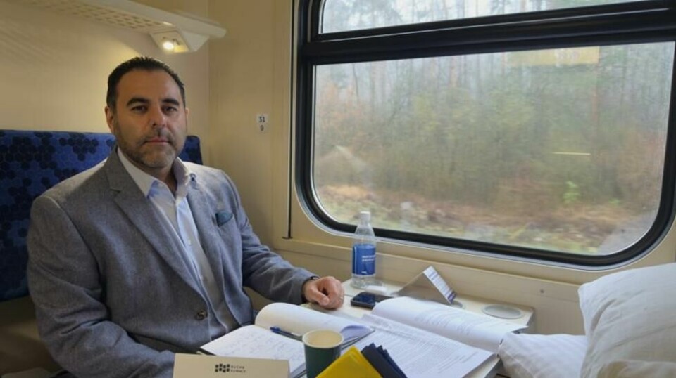 Stortingspresident Masud Gharahkhani (Ap) besøkte Ukraina mandag for å markere at det er tre år siden frigjøringen av byen Butsja.