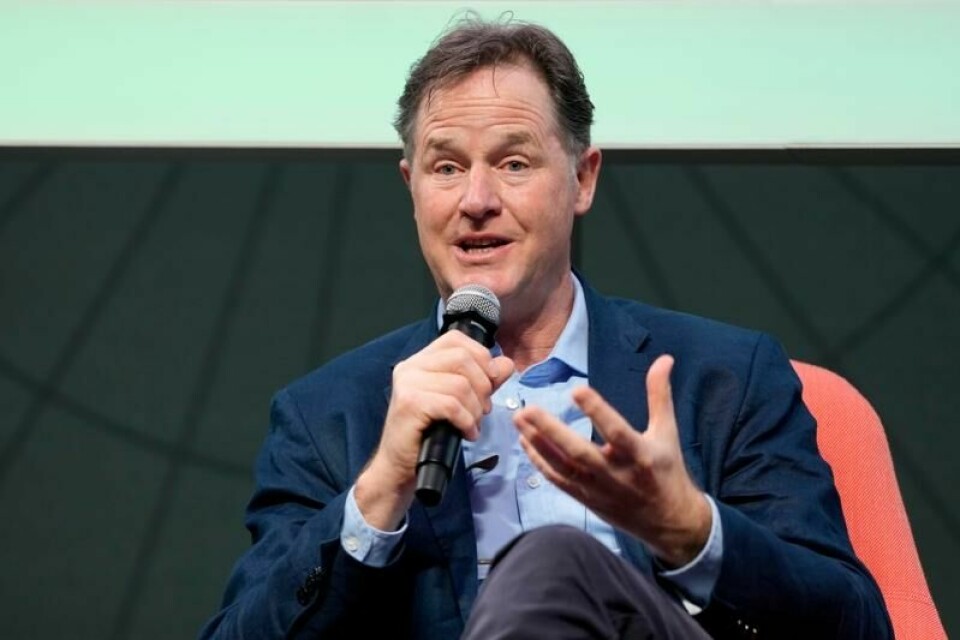 Nick Clegg går av fra lederstillingen han har hatt i Facebooks eierselskap Meta siden han forsvant ut av britisk politikk etter valget i 2017.