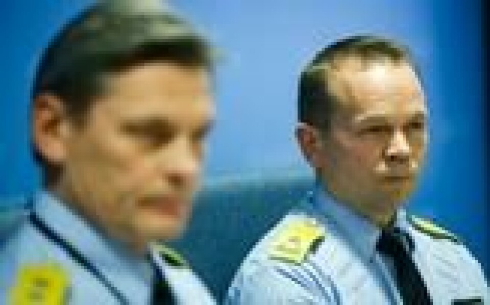Avdelingsdirektør for politifag, Knut Smedsrud (tv) og Jan Eirik Thomassen seksjonssjef for grense og utlendingsseksjonen, i november da de orienterte om den opptrappede grensekontrollen. Avdelingsdirektør for politifag, Knut Smedsrud (tv) og Jan Eirik Thomassen seksjonssjef for grense og utlendingsseksjonen, i november da de orienterte om den opptrappede grensekontrollen. Foto: Cornelius Poppe / NTB scanpix