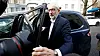 Labour-leder Jeremy Corbyn, skal gjøres klar til å kastes inn i taxien som kjører ham av gårde til dronningen, dersom Boris Johnson nekter å gå av. Foto: Henry Nicholls / Reuters