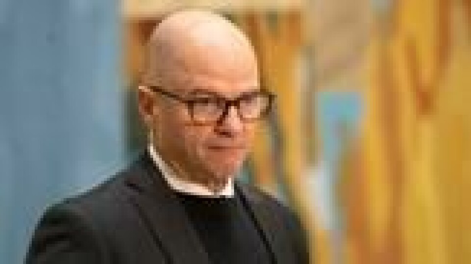 Forsvarsminister Odd Roger Enoksen (Sp) innrømmer at det finnes utfordringer ved å sende norske spesialsoldater for å lære opp afrikanske, men at det til syvende og sist er viktig for Norge. Forsvarsminister Odd Roger Enoksen (Sp) innrømmer at det finnes utfordringer ved å sende norske spesialsoldater for å lære opp afrikanske, men at det til syvende og sist er viktig for Norge. Foto: Terje Bendiksby / NTB