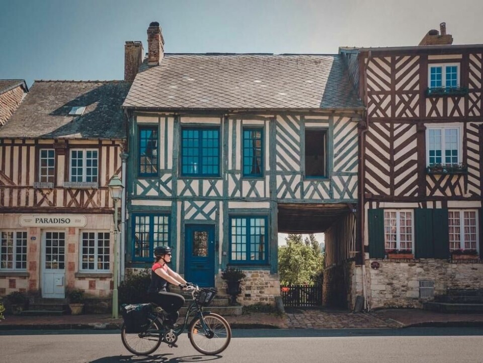 På oppdagerferd i Beuvron-sur-Auge. På oppdagerferd i Beuvron-sur-Auge. Foto: Thomas Le Floc/CRT Normandie