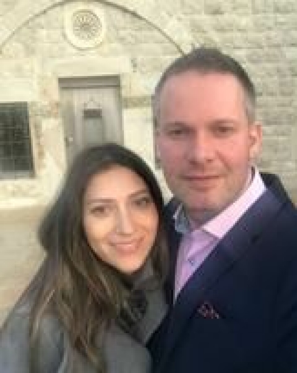 Pål Arne og Joanna Davidsen giftet seg på Kypros og håper å snart få starte på livet sammen som en familie. Foto: Privat Pål Arne og Joanna Davidsen giftet seg på Kypros og håper å snart få starte på livet sammen som en familie. Foto: Privat