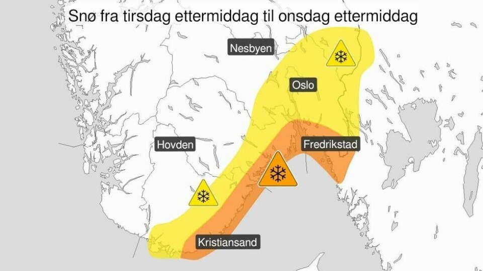 Farevarselet for snø i ytre strøk av Agder og Østlandet, er oppgradert.