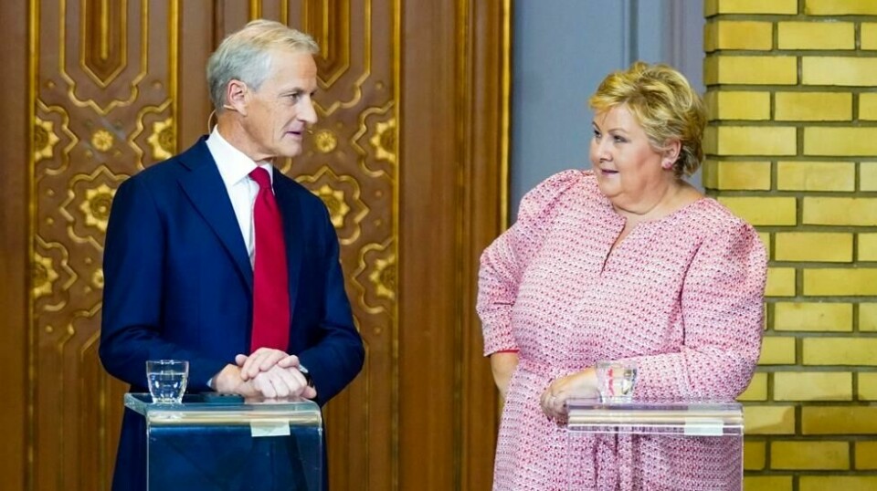 Erna Solberg (H) er fortsatt favoritt til å bli statsminister i neste års valg, ifølge en fersk meningsmåling. Foto: Lise Åserud / NTB