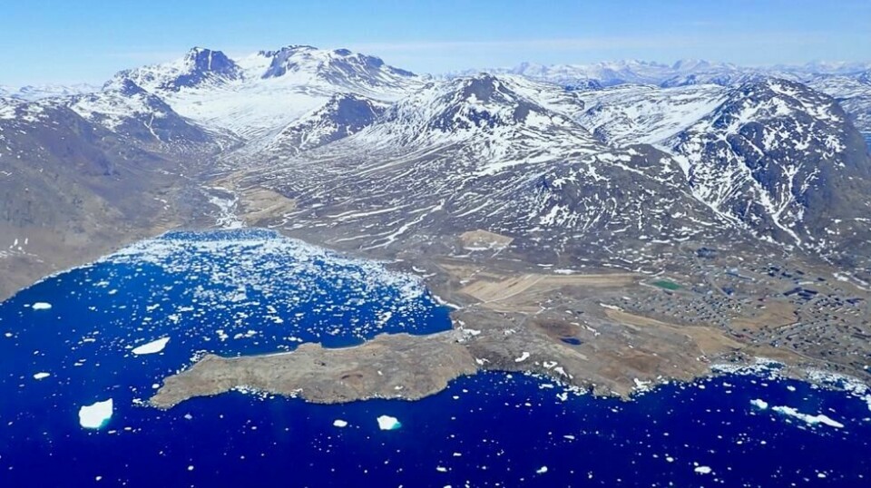 Kvanefjeld er et fjellplatå åtte kilometer nordøst for Narsaq, sør på Grønland. Det har et rikt innhold av uran, thorium, zirkonium, niob, yttrium, sink, tinn, litium og beryllium.