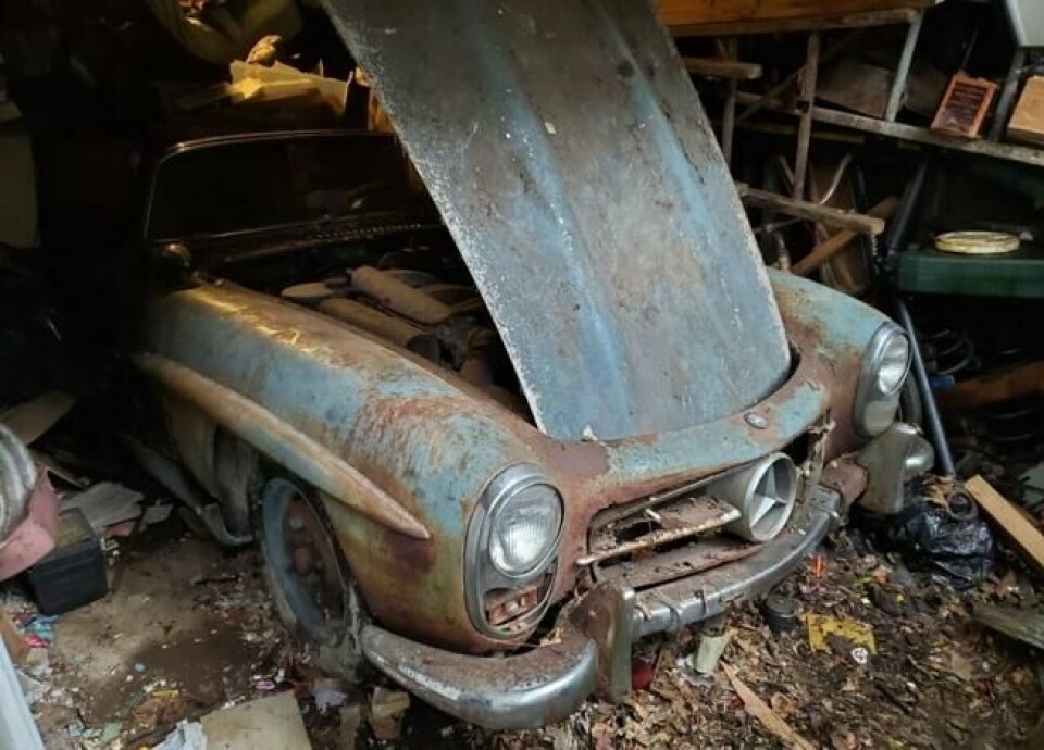 I denne garasjen ble den ikoniske Mercedesen lagret. Nå er den solgt for 800.000 dollar. I denne garasjen ble den ikoniske Mercedesen lagret. Nå er den solgt for 800.000 dollar. Foto: Beverly Hills Car Club