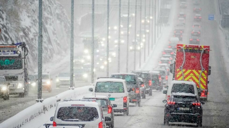 Det ventes kraftig snøfokk for kystnære deler av Østlandet tirsdag. Foto: Ole Berg-Rusten / NTB