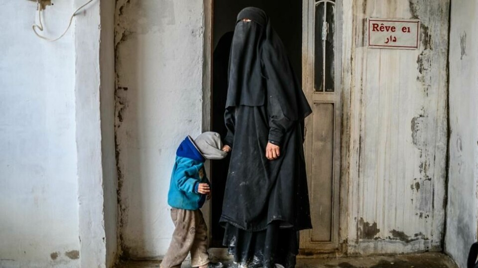 INTERNERT: Tusener av IS-kvinner med deres barn, blant dem norske, er internert i al-Hol-leiren kontrollert av de kurdiskdominerte SDF-styrkene nordøst i Syria, etter å ha flyktet fra de siste lommene kontrollert av IS.