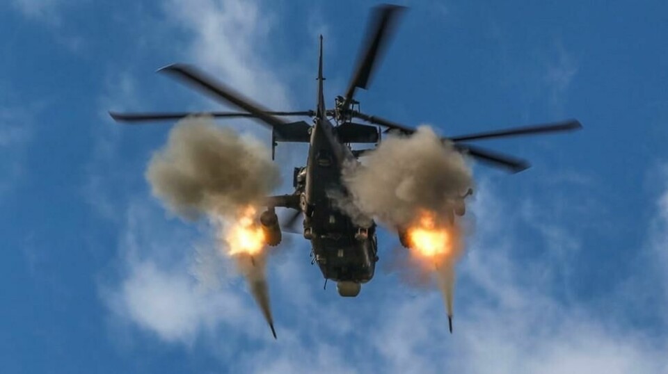 To russiskproduserte angrepshelikoptre av typen KA-52 Alligator skal ha eksplodert ved en militærbase nær den litauiske grensen søndag kveld.
