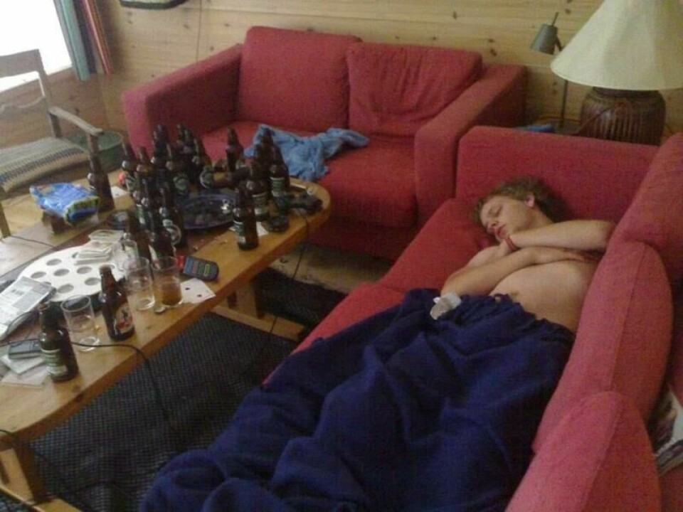 Ei kasse med Tuborg var glede i kollektivet. Ei kasse med Tuborg var glede i kollektivet. Foto: Foto: Privat