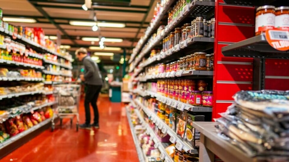 Matvareprisene økte 1,1 prosent fra april til mai. Det er en høy månedsendring til mai å være men likevel en moderat oppgang sammenlignet med i fjor, ifølge SSB.