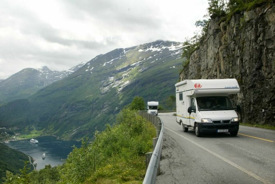 Geiranger opplever turistkøer hver sommer. Geiranger opplever turistkøer hver sommer. Foto: Terje Bendiksby / NTB