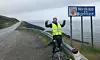 På vei mot Nordkapp. Omkring 200.000 turister besøker fjellplatået i løpet av to–tre måneder midt på sommeren. Mange kommer på sykkel. Foto: Elisabeth Bergskaug