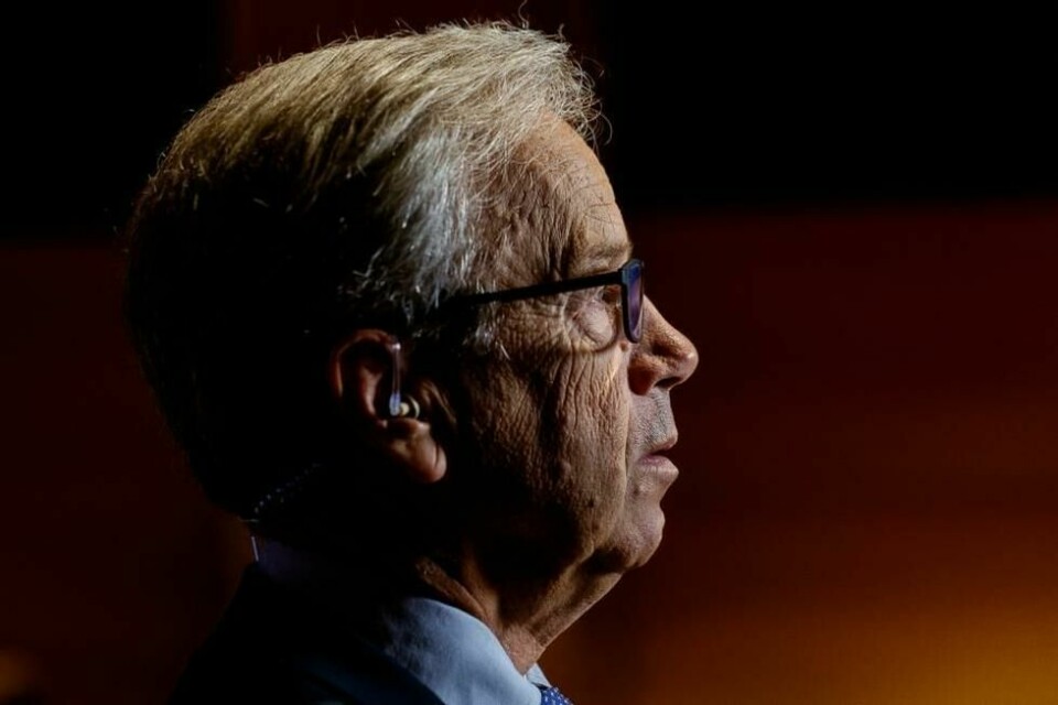 Øystein Olsen vil både dempe oljepengebruken og bruke mer av oljepengene på skattelette. Øystein Olsen vil både dempe oljepengebruken og bruke mer av oljepengene på skattelette. Foto: Are Haram / Finansavisen