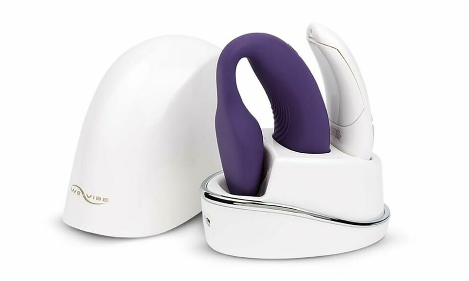 We-Vibe 4 Plus App-styrt Parvibrator skal ifølge beskrivelsen stimulerer kvinnens g-punkt og klitoris samtidig som dere nyter hverandre. Foto: Nytelse.no We-Vibe 4 Plus App-styrt Parvibrator skal ifølge beskrivelsen stimulerer kvinnens g-punkt og klitoris samtidig som dere nyter hverandre. Foto: Nytelse.no