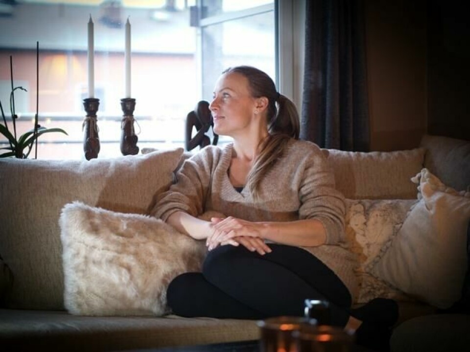 – Ingen har krav på en annens kropp, sier Henriette Marthinsen. I voksen alder tok hun flere grep for å komme på plass; hun oppsøkte naturen, begynte å trene yoga regelmessig i tillegg til å gå til behandling for sine traumer. – Ingen har krav på en annens kropp, sier Henriette Marthinsen. I voksen alder tok hun flere grep for å komme på plass; hun oppsøkte naturen, begynte å trene yoga regelmessig i tillegg til å gå til behandling for sine traumer. Foto: Björn Audunn Blöndal / Pressworks