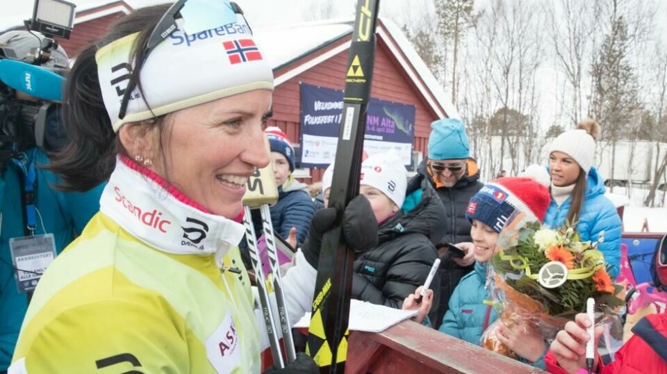 Marit Bjørgen gikk fredag inn til sitt 25 NM-gull. Etter rennet offentliggjorde Bjørgen at hun legger skiene på hylla.