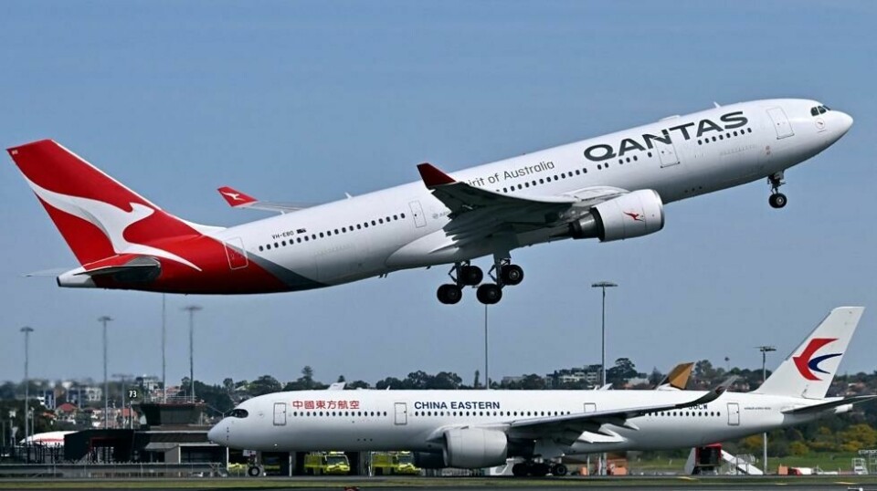 En australsk mann må bla opp en stor sum med penger etter at han viste dårlig oppførsel på et fly fra Perth til Sydney i september 2023.