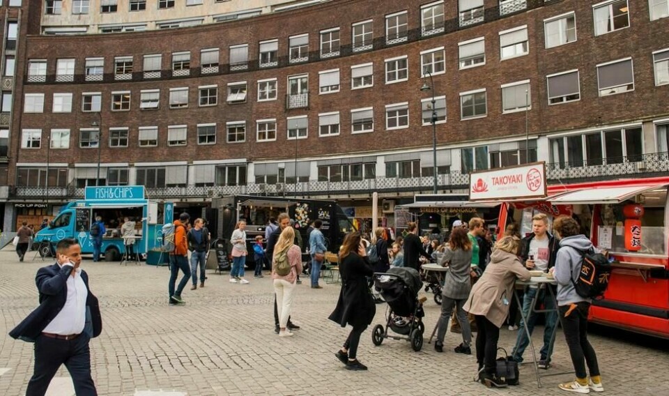 I 2018 ble plassen foran Rådhuset i Oslo, Fridtjof Nansens plass, bilfritt. Foto: NTB I 2018 ble plassen foran Rådhuset i Oslo, Fridtjof Nansens plass, bilfritt. Foto: NTB