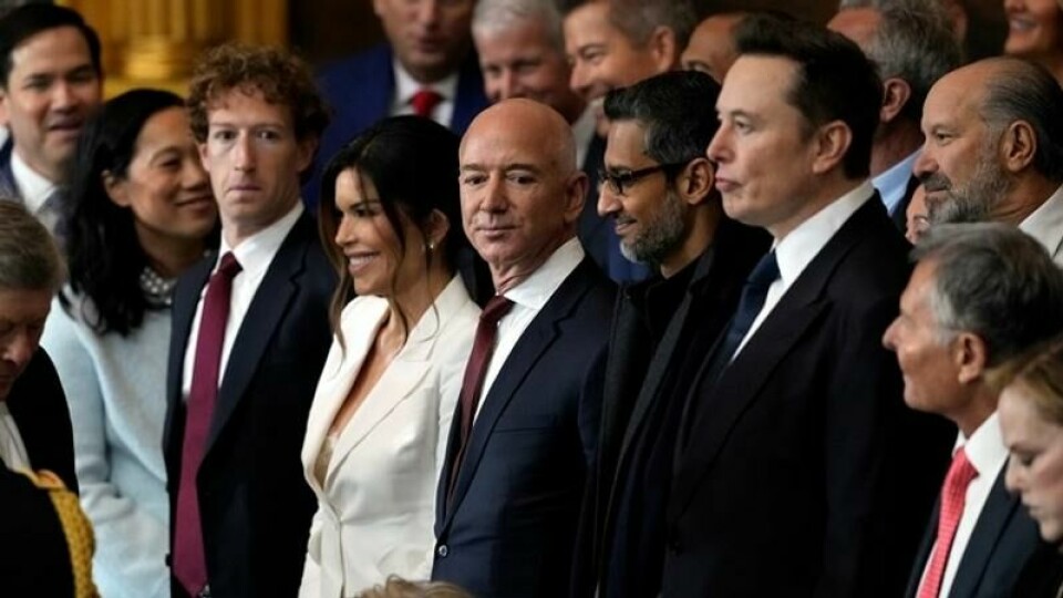Sentralt plassert under innsettelsen av Donald Trump som USAs 47. president, var alle de store teknologigigantenes lederskikkelser; Mark Zuckerberg, Jeff Bezos, Sundar Pichaiog Elon Musk. Sentralt plassert under innsettelsen av Donald Trump som USAs 47. president, var alle de store teknologigigantenes lederskikkelser; Mark Zuckerberg, Jeff Bezos, Sundar Pichaiog Elon Musk. Foto: AP / Julia Demaree Nikhinson / NTB
