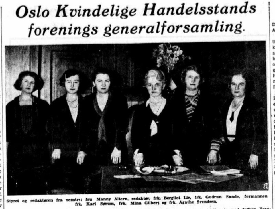 Bergliot Lie som nummer to fra venstre i en artikkel i Aftenposten onsdag 22. mars 1933. (Faksimile fra Nasjonalbiblioteket) Bergliot Lie som nummer to fra venstre i en artikkel i Aftenposten onsdag 22. mars 1933. (Faksimile fra Nasjonalbiblioteket)