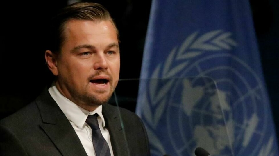 Klimaaktivist og Hollywood-stjerne Leonardo DiCaprio skryter av Norges planer om å legge ned kullkraftverket på Svalbard. Her fra da han snakket om klimaendringer i FNs hovedkvartal i forbindelse med Paris-avtalen.
