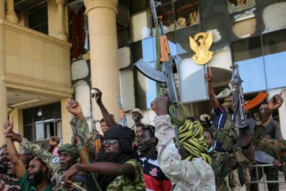 Regjeringsstyrker jublet i forrige uke etter å ha gjenerobret presidentpalasset i Sudans hovedstad Khartoum fra RSF-militsen.