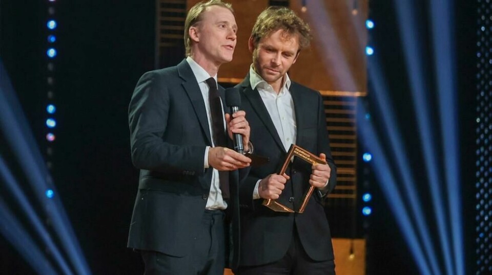 Skuespillerne Thorbjørn Harr og Jan Gunnar Røise er begge nominert i kategorien «Beste skuespiller i en hovedrolle» for sine roller i filmen «Sex». Her avbildet ved prisutdelingen av Gullruten i Bergen. Foto: Silje Katrine Robinson / NTB
