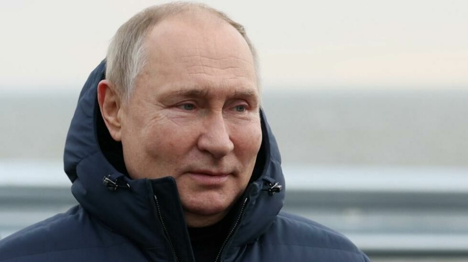 Vladimir Putin hevder å oppnådd tsar Peter den store sin drøm. Her er han avbildet under et besøk til Krimhalvøya mandag.