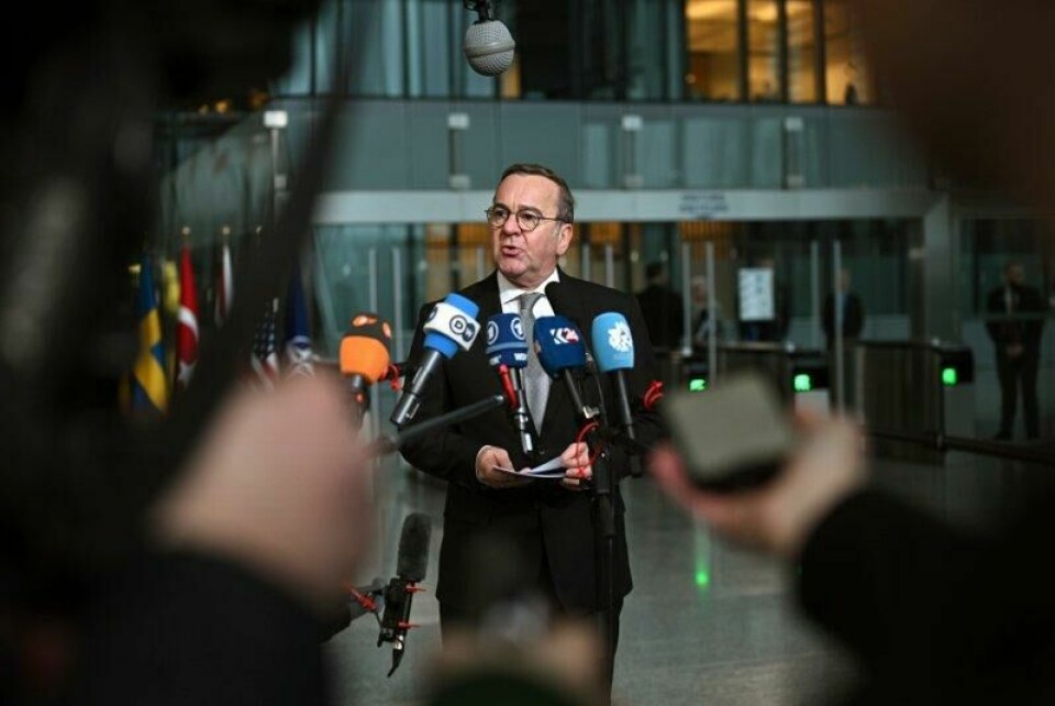 Talen til USAs visepresident beskrives som uakseptabel av Tysklands forsvarsminister Boris Pistorius, her avbildet i Brussel torsdag der han deltok på Nato-møtet.