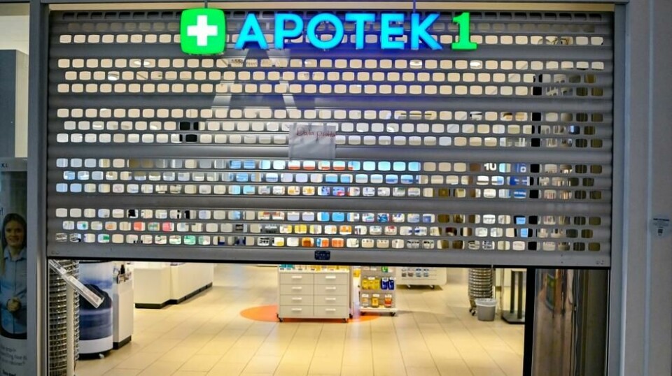 Butikken til Apotek 1 på Tveita senter var blant utsalgene som ble stengt på grunn av IT-problemer fredag. Foto: Annika Byrde / NTB