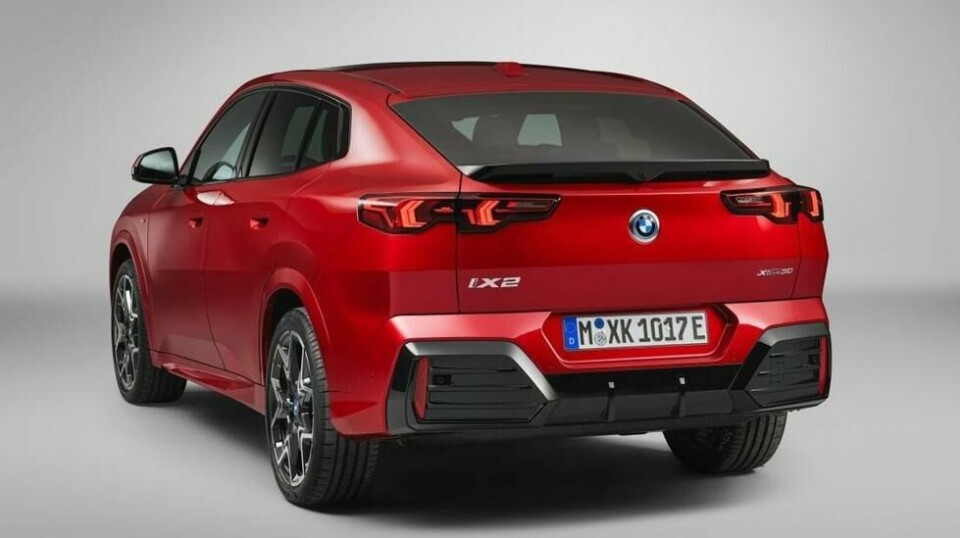 BMW iX2