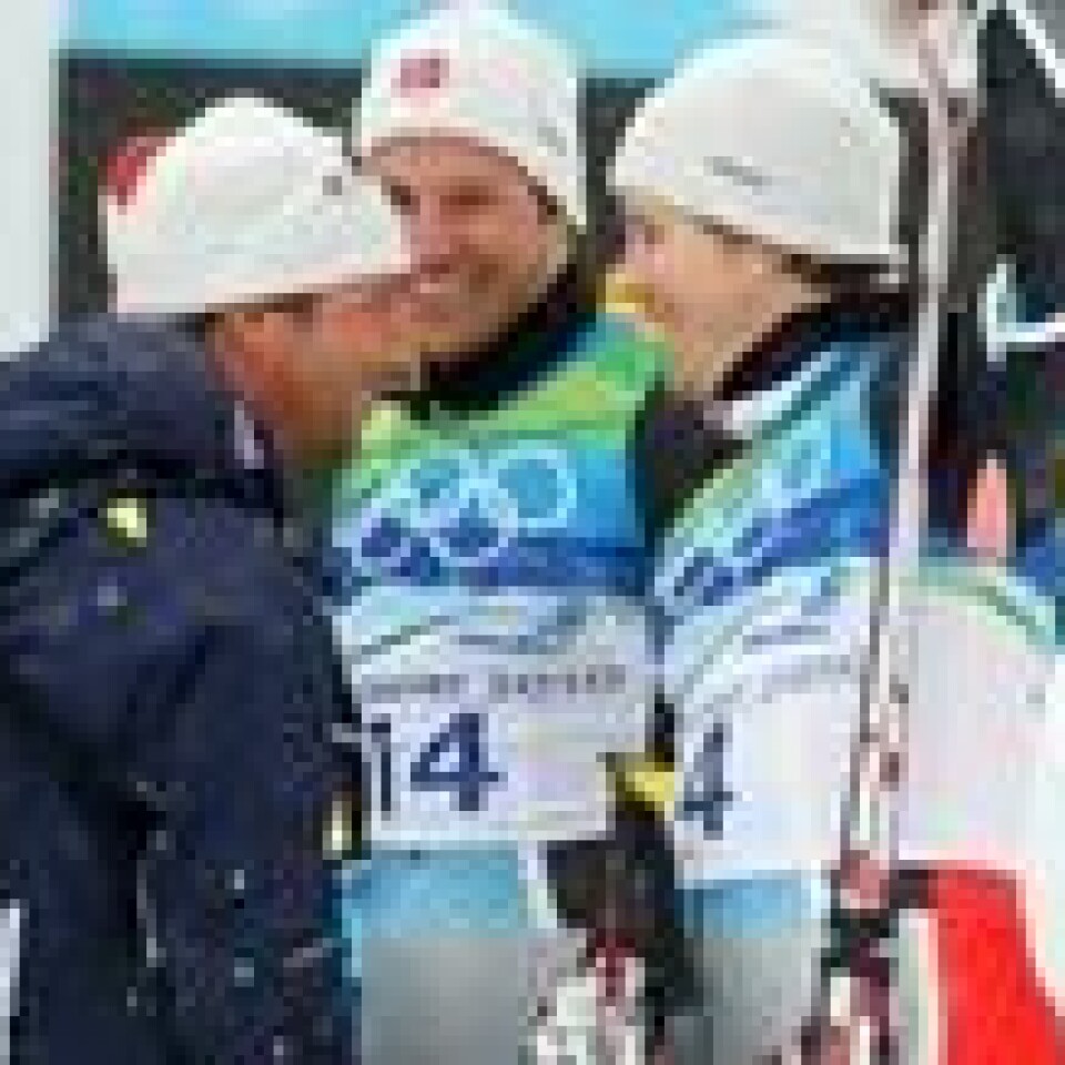 Marius Arnesen sammen med Aksel Lund Svindal og Kjetil Jansrud under OL i 2010. Marius Arnesen sammen med Aksel Lund Svindal og Kjetil Jansrud under OL i 2010. Foto: Cornelius Poppe / NTB scanpix