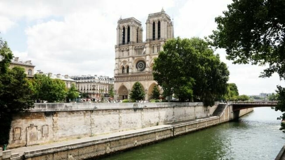 Turisttrafikken til Paris har tatt seg opp igjen, til tross for flere terrorangrep. Her Notre-Dame-katedralen. Foto: Erik Johansen / NTB scanpix Turisttrafikken til Paris har tatt seg opp igjen, til tross for flere terrorangrep. Her Notre-Dame-katedralen. Foto: Erik Johansen / NTB scanpix