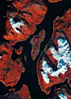 Bilde av Tromsø og omegn i julefarger. Foto: ESA / Copernicus Sentinel