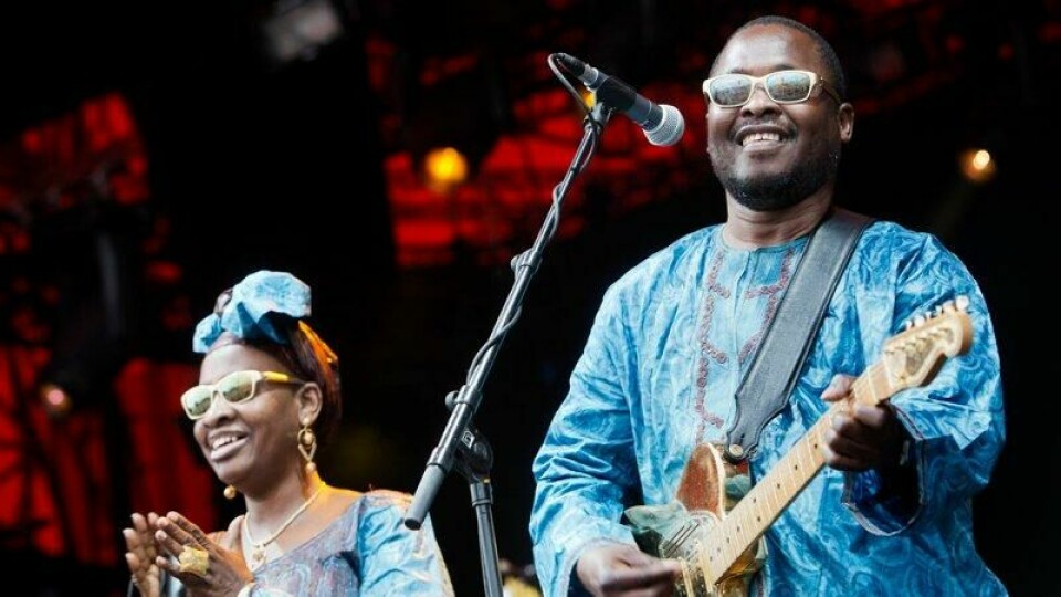 Amadou & Mariam under sin 2012-opptreden på Roskilde. Nå er Amadou Bagayoko død, 70 år gammel.