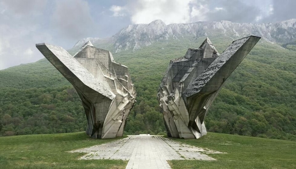 Minnesmerke for slaget ved Sutjeska i Heltenes dal. 1971. Designere: Miodrag Živković og Ranko Radovic. Foto: Donald Niebyl/Spomenik Monument Database. Minnesmerke for slaget ved Sutjeska i Heltenes dal. 1971. Designere: Miodrag Živković og Ranko Radovic. Foto: Donald Niebyl/Spomenik Monument Database.