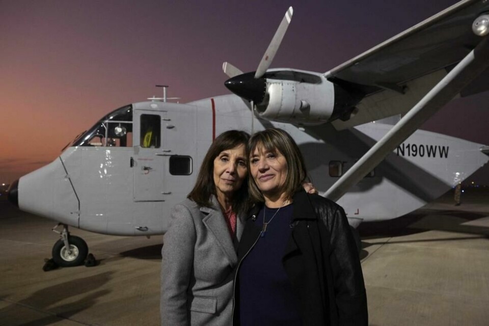 Cecilia De Vicenti (høyre) og Mabel Careaga mistet begge sine mødre Azucena Villaflor og Esther Ballestrino de Careaga da militærjuntaen ikke likte protestene deres på 1970-tallet. Cecilia De Vicenti (høyre) og Mabel Careaga mistet begge sine mødre Azucena Villaflor og Esther Ballestrino de Careaga da militærjuntaen ikke likte protestene deres på 1970-tallet. Foto: Juan Mabromata / AFP